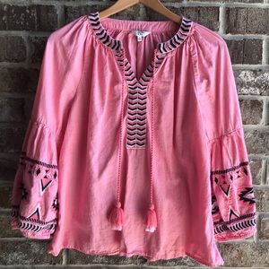 Crown & Ivy Pink Boho Embroidered Peasant Blouse